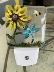 Dragon Fly On Flower Hand Painted Led Dusk To Dawn Night Light
