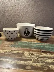 Pier 1 Imports, New Old Stock, Retired Penguin Nesting Mixing Bowl Set