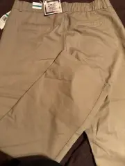NEW WITH TAGS WOMENS SIZE 16 Dress Pants by Dockers. Khaki Tan Color