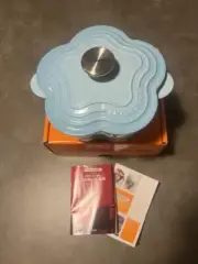 LE CREUSET Cocotte Fleur Flower Pot Two handed pot Purist Blue Silver New Rare