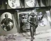 Doctor Who Autograph: ALEXANDRA TYNAN / SANDRA REID (Tomb Cybermen) Signed Photo