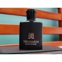 在飛比找蝦皮購物優惠-TRUSSARDI Black Extreme 尊爵男性淡香