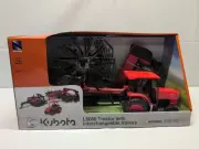 NIB NEWRAY KUBOTA L6060 TRACTOR W/ INTERCHANGEABLE HAY TRAILERS 1:18 SCALE