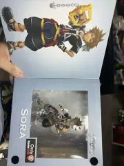 Diamond Select Kingdom Hearts Sora Gamestop Exclusive Box Damage Never Opened