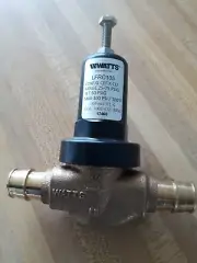 WATTS LFRC105 3/4" WATER PRESSURE REDUCING VALVE COPPER CEF PEX STYLE END NEW