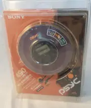 For Collectors Sony MP3/ATRAC Walkman Portable CD Player - Purple (D-NE320/BC1)