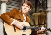 GLEN CAMPBELL REFRIGERATOR PHOTO MAGNET 3"-5"
