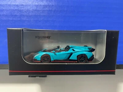 1/64 KYOSHO LAMBORGHINI VENENO RODSTER BLUE WITH RED LINE