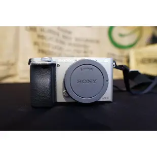 Sony a6000單機身 二手公司貨