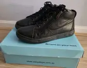 Easy Step Wagner Black Leather Boot 37, NEW! Rrp $219.00