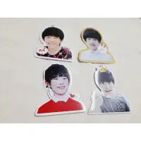 在飛比找蝦皮購物優惠-【全新】Tfboys易烊千璽貼紙組