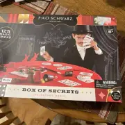 NEW FAO Schwarz Mainstage Magic Box of Secrets Marvin's Magic 125 Magic Tricks