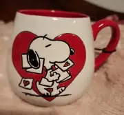 Peanuts SNOOPY 16 oz Hugs & Kisses Coffee Mug Tea Cup NEW Valentine's Love NWT