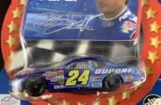 2003 WINNERS CIRCLE - CAR + CARD - NASCAR #24 - PEPSI COLA - JEFF GORDON