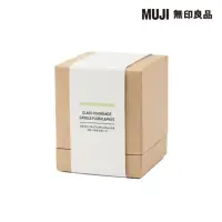 在飛比找momo購物網優惠-【MUJI 無印良品】附杯芬香蠟燭.花果香味/200g