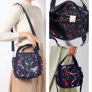 ♥ 小花日韓雜貨 ♥ Lesportsac 防水包逛街斜背南瓜包 8056 藍底花緞帶灰色花款