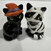 New 2024 MINI HALLOWEEN Cats SALT AND PEPPER SHAKER SET
