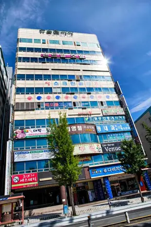 中央飯店Central Hotel