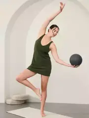Athleta MP M PETITE Transcend Dress, Aspen Olive Green Dress Built-in-Bra Shorts