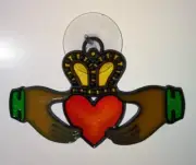 Claddagh Sun Catcher NWOT Love Loyalty Friendship Ireland Irish Celtic 5" x 3"