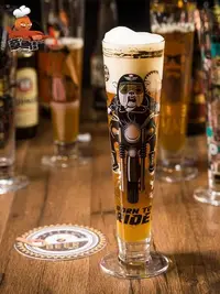 在飛比找Yahoo!奇摩拍賣優惠-德國進口Ritzenhoff瑞森哈夫 水晶玻璃黑標啤酒杯子黑
