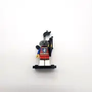 LEGO CASTLE ROYAL LION KNIGHT BOWSMAN/BLACK BOW MINI FIGURE