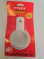 Vintage 1999 PYREX Accessories MEASURING CUP Set NEW