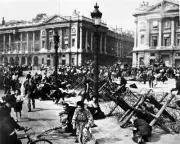 New 8x10 World War II Photo: Parisians Scatter Amid Sniper During Liberation