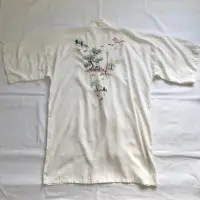 在飛比找蝦皮購物優惠-Vintage hand embroidery pajama