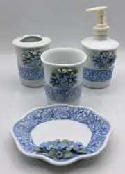 Vintage Hermitage Decorative Collectible Bathroom accessories