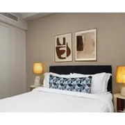 The Lincoln Suites