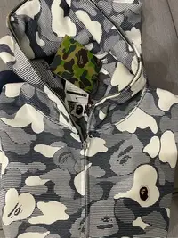 在飛比找Yahoo!奇摩拍賣優惠-A Bathing Ape 外套 Size:S（台北旗艦店入