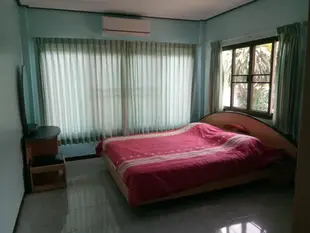 Home for rent in Land& House Park Korat.