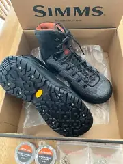 Simms G4 Vibram wading boots size12 with Alumibite and Hardbite cleats