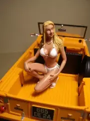 1/18 FIGURE GIRL MYRTILLE VROOM UNPAINTED FOR MINICHAMPS AUTOART NOREV