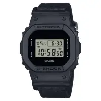 在飛比找momo購物網優惠-【CASIO 卡西歐】G-SHOCK布質錶帶電子錶(DW-5