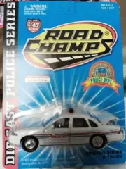 1997 Road Champs Police Series - Miami Beach, FL Police - Ford Crown Vic - 1:43