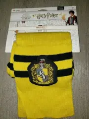 NEW NWT HARRY POTTER WINTER SCARF HUFFLEPUFF yellow black stripe nice @@