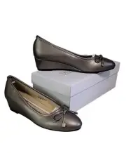 Salon Studio Women's Slip On Shoes Size 9M Metallic Pewter Gray Wedge Heel & Box