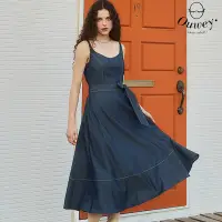 在飛比找Yahoo奇摩購物中心優惠-OUWEY歐薇 方領細肩牛仔吊帶洋裝(深藍色；S-L)324