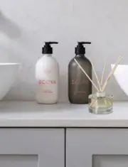 ECOYA Sorbet Essentials Gift Set - Guava & Lychee