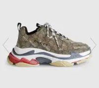 在飛比找Yahoo!奇摩拍賣優惠-BALENCIAGA TRIPLE S