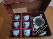 Chinoiserie Style, Grey, Blue & White Floral Teapot 6 Cups Strainer New In Box