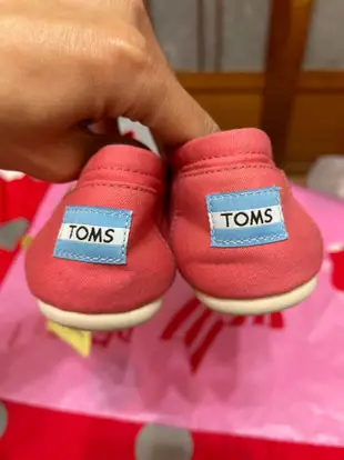 「 全新 」 TOMS 女版休閒鞋 US8（粉色）44