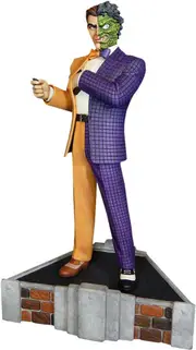 Two Face Maquette Batman