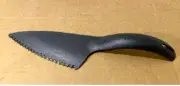 NEW Tupperware Cut N Serve Cake Pie Knife Server