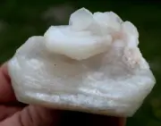 double-terminated Stilbite crystal, minerals, crystals, mineral specimens