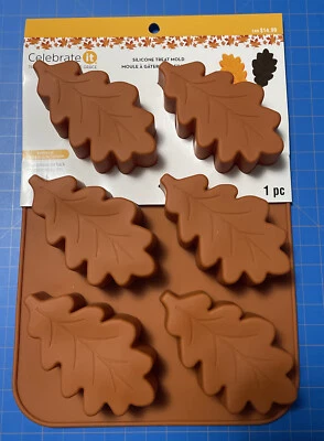 Celebrate It Bakeware Silicone Treat Mold Leaves