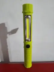 FrogLeggs 160-Lumen LED Miniature Flashlight neon green