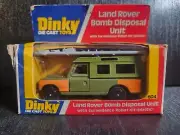 DINKY TOYS DIECAST - 604 LAND ROVER BOMB DISPOSAL UNIT 1970s VINTAGE NIB